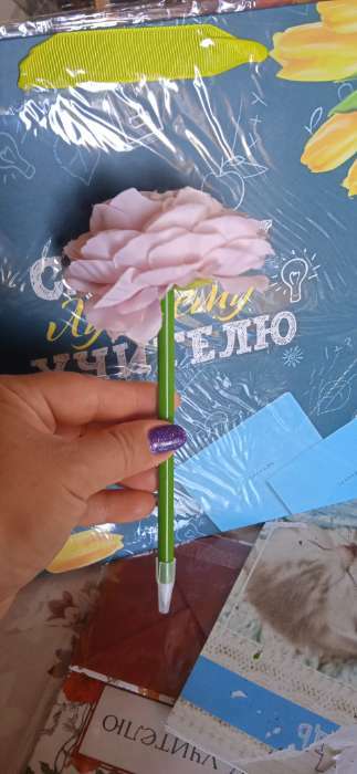 Фотография покупателя товара Подарочная ручка прикол «Наш любимый воспитатель», пластик, синяя паста, 0.5 мм