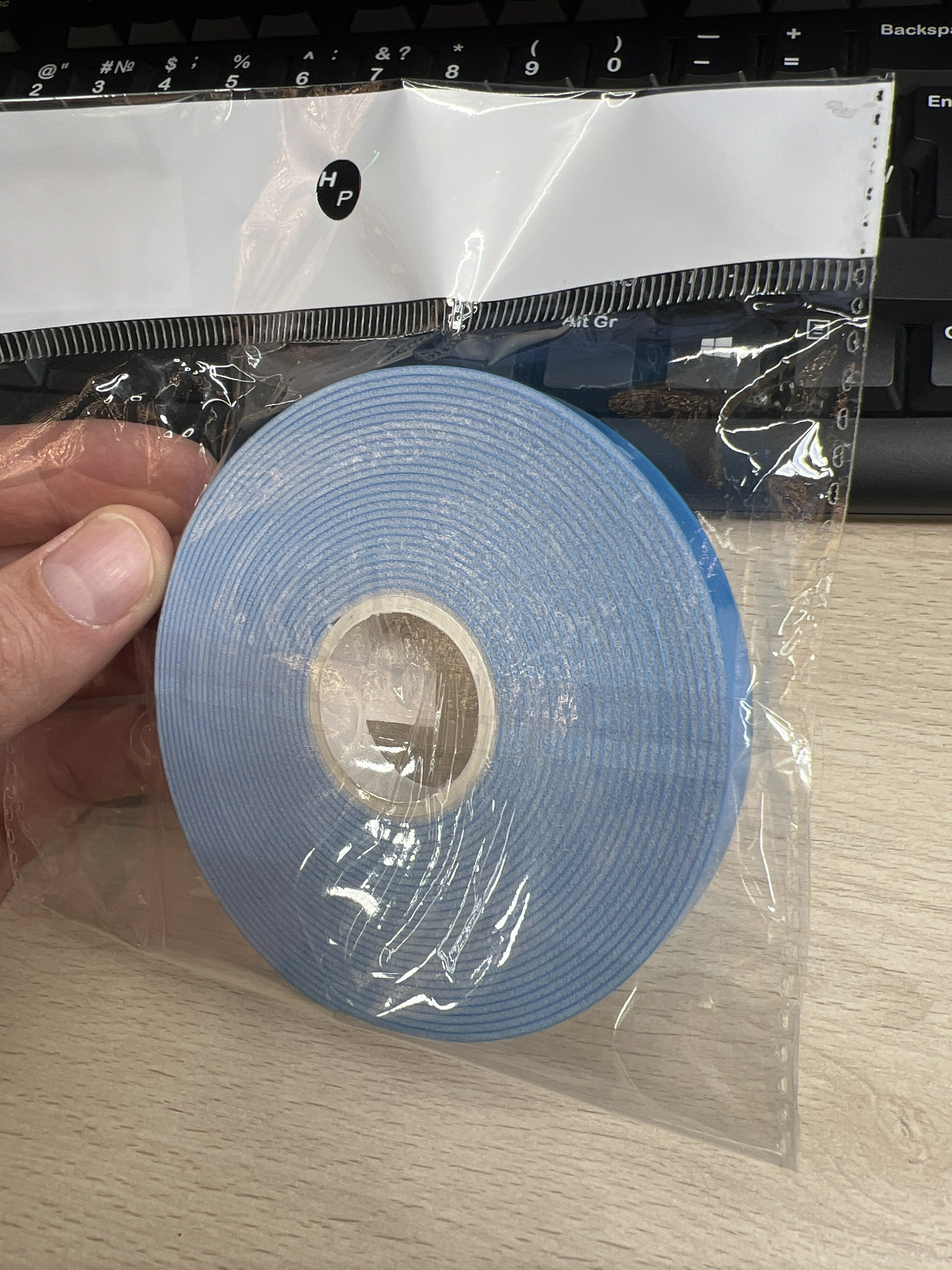 Фотография покупателя товара Клейкая лента TORSO, двусторонняя, вспененная, синий защитный слой,  6 мм x 5 м - Фото 1
