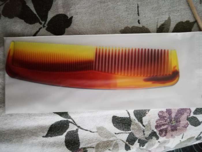 Фотография покупателя товара Расчёска комбинированная, 12,5 × 3 см, цвет «янтарный»