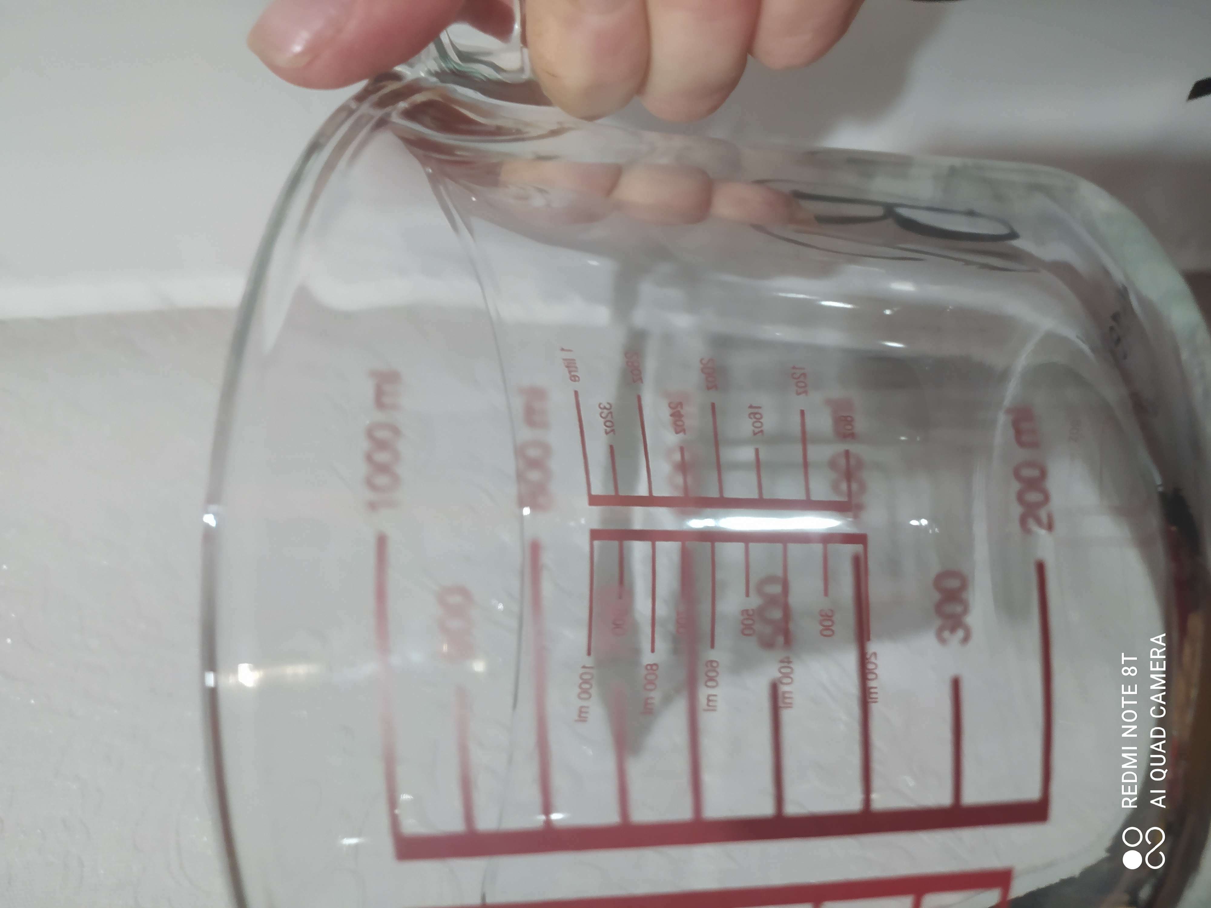 Фотография покупателя товара Кувшин мерный из жаропрочного стекла Доляна, 1 л, 20,5×16×11 см - Фото 2