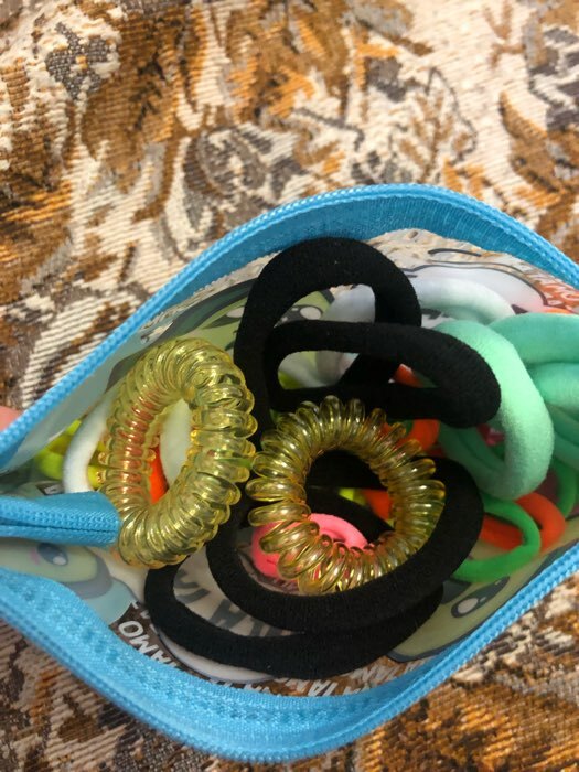 Фотография покупателя товара Набор резинок для волос «Омагад», 41 шт., косметичка - Фото 2