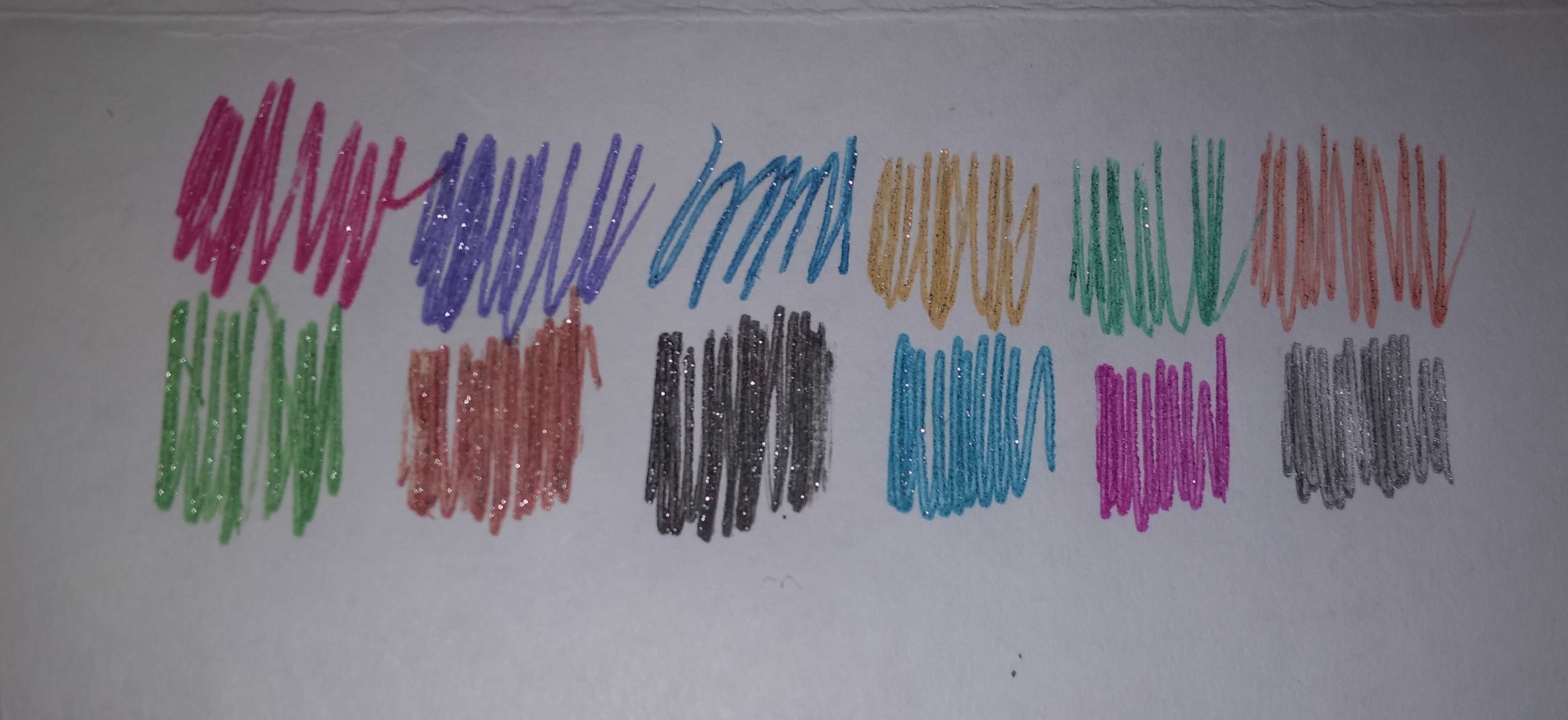 Фотография покупателя товара Набор гелевых ручек, 12 цветов, корпус чёрный в полоску в стержень, в блистере на кнопке