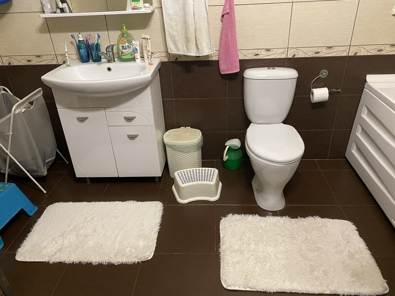 Фотография покупателя товара Коврик для ванной прямоугольный Доляна «Пушистик», 49×79 см, цвет белый - Фото 2
