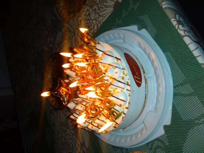 Фотография покупателя товара Свечи для торта  "С Днём Рождения", золотые - Фото 7