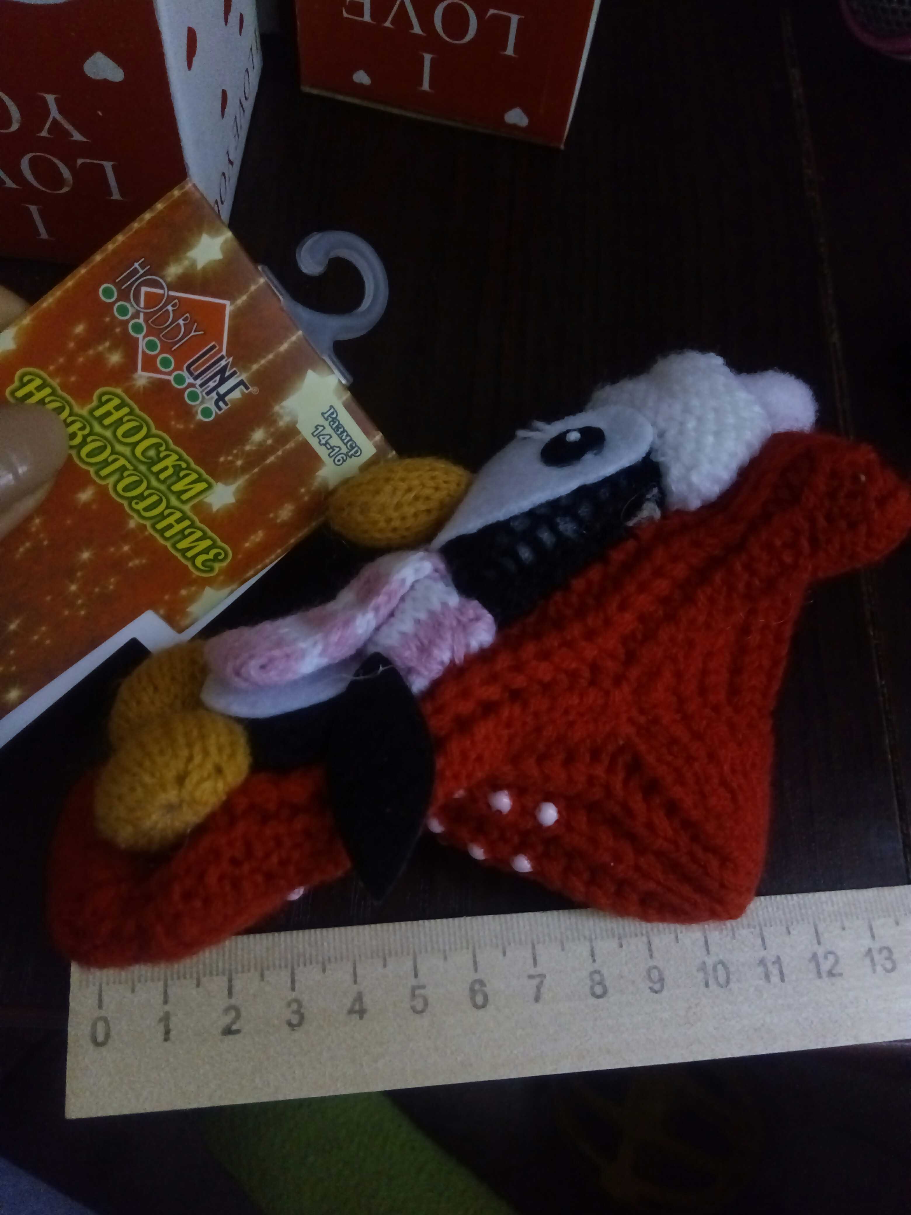 Фотография покупателя товара Носки новогодние детские вязаные, «Пингвин 3Д», цвет красный, размер 14-16 - Фото 1