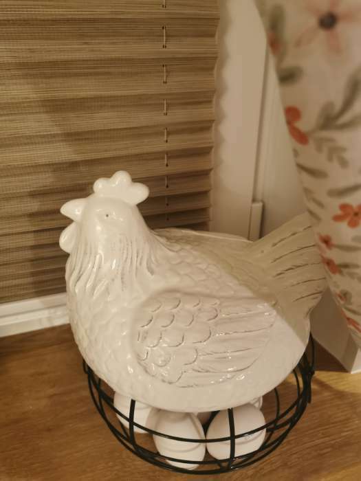 Фотография покупателя товара Ёмкость керамическая для хранения Доляна «Курочка», 22×20.5 см, цвет белый - Фото 13