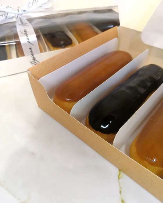 Фотография покупателя товара Коробка для эклеров с вкладышами, кондитерская упаковка, «Сделано с любовью» - (вкладыш - 4 шт), 20 х 15 х 5 см
