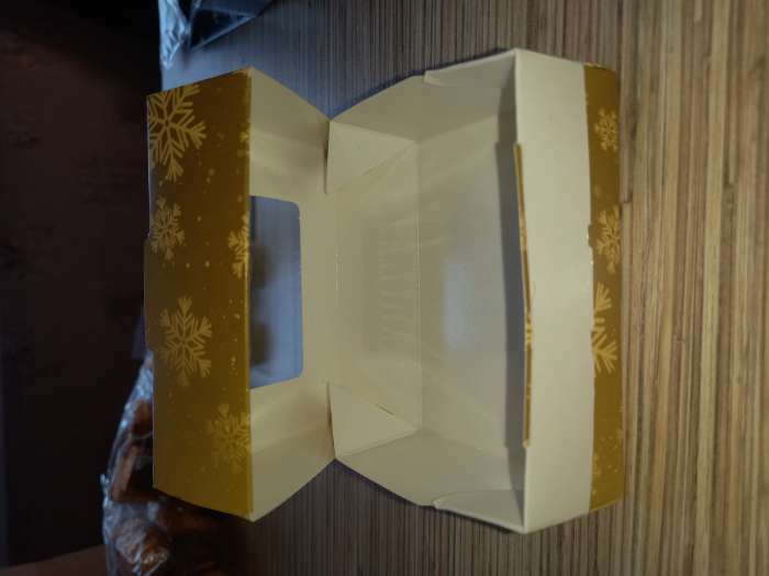 Фотография покупателя товара Коробка складная "Зимняя", 10 х 8 х 3,5 см - Фото 6