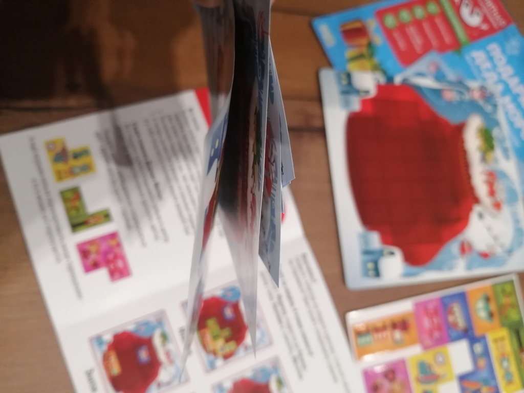 Фотография покупателя товара Магнитная игра «Встречаем Новый год», 48 карт, 9 магнитных деталей - Фото 4