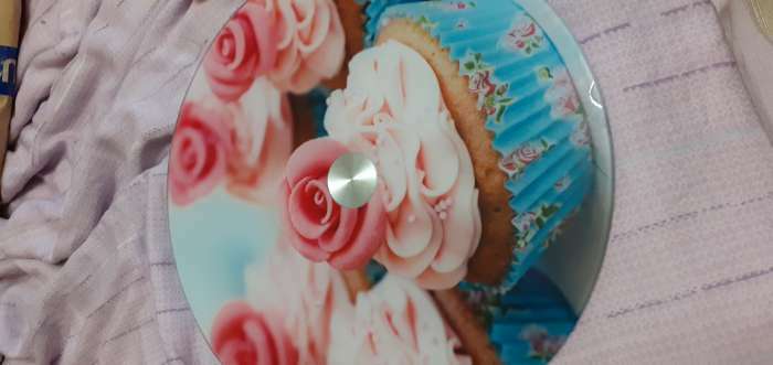 Фотография покупателя товара Подставка стеклянная для торта вращающаяся Доляна «Маффин», d=32 см ㅤ - Фото 1