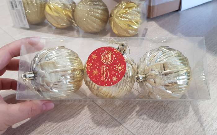 Фотография покупателя товара Набор шаров пластик d-7 см, 3 шт "Иней" красный - Фото 3