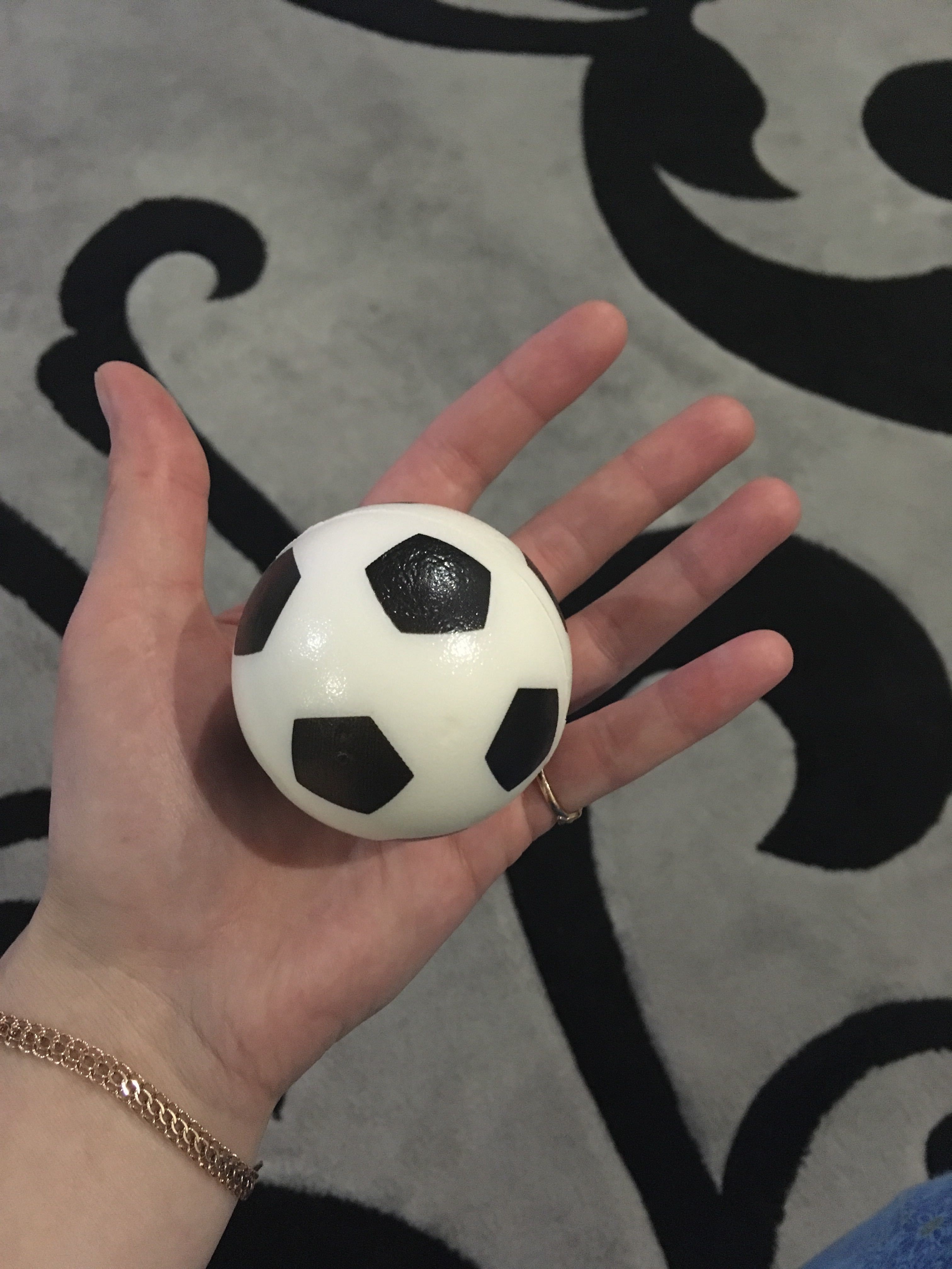 Фотография покупателя товара Мячик зефирный "Звёзды футбола",6,3 см, микс цветов - Фото 1