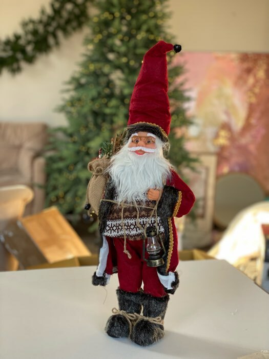 Фотография покупателя товара Дед Мороз "В красном тулупе с фонарём" 30 см - Фото 6