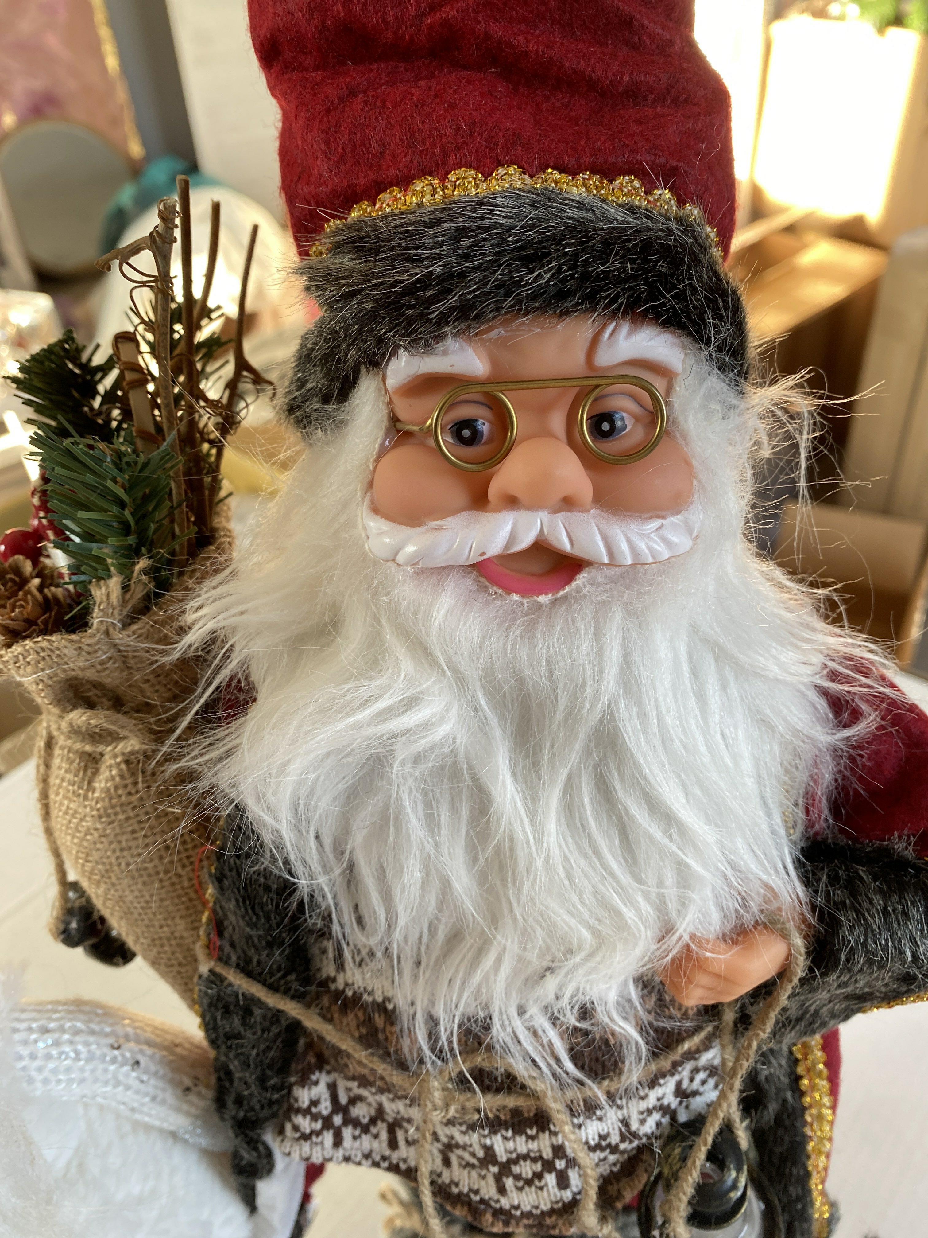 Фотография покупателя товара Дед Мороз "В красном тулупе с фонарём" 30 см - Фото 5