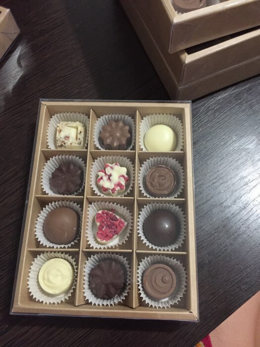 Фотография покупателя товара Форма для шоколада Доляна «Коробка конфет», силикон, 27×23×1,5 см, 30 ячеек (3,2×3,2 см), цвет коричневый - Фото 1