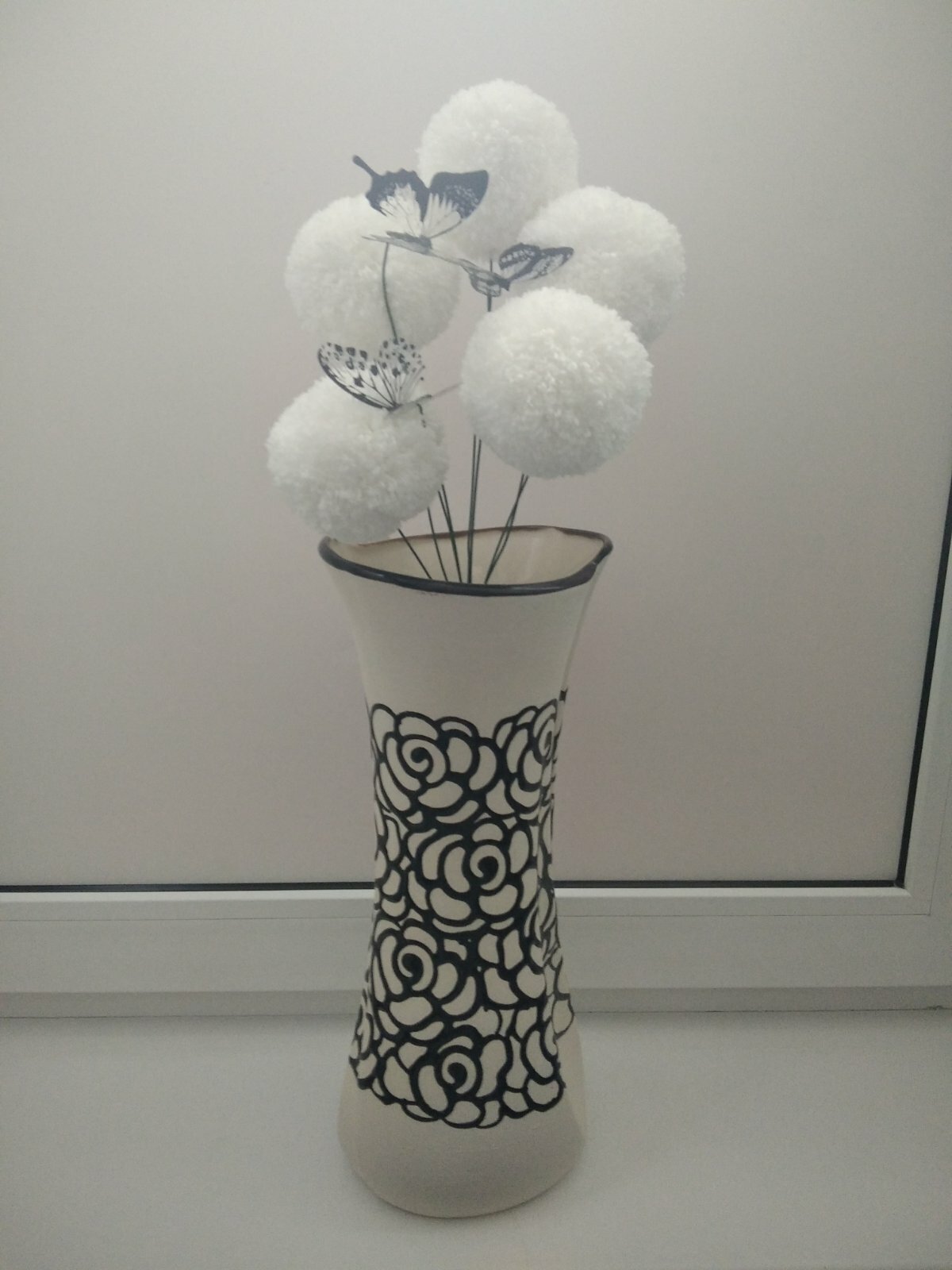 Фотография покупателя товара Ваза керамическая "Румба", настольная, камешки, чёрно-белая, 36 см - Фото 1
