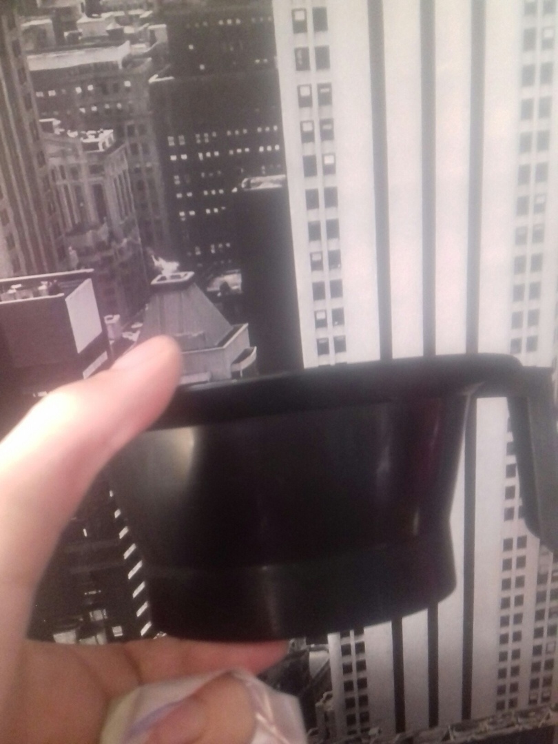 Фотография покупателя товара Чаша для окрашивания, с ручкой и носиком, d = 14 см, цвет чёрный - Фото 1