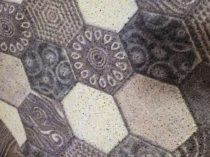Фотография покупателя товара Коврик придверный грязезащитный Доляна «Мозаика», 46×75 см, цвет серый - Фото 3