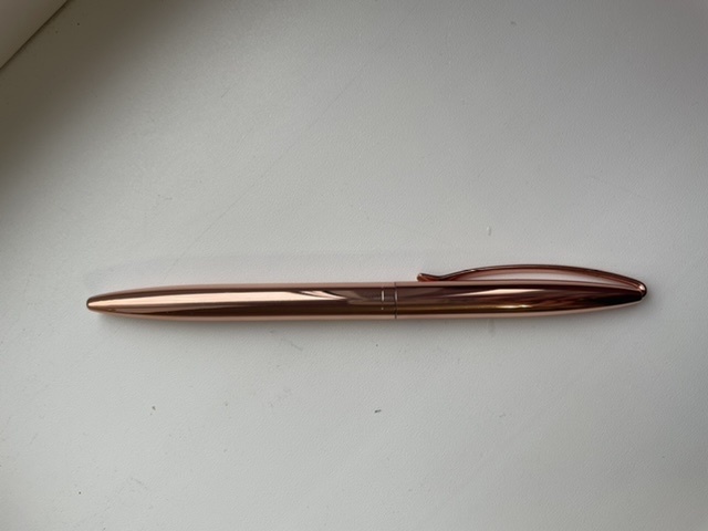 Фотография покупателя товара Ручка шариковая поворотная MESHU Rose gold, синий стержень, металлический корпус - Фото 2