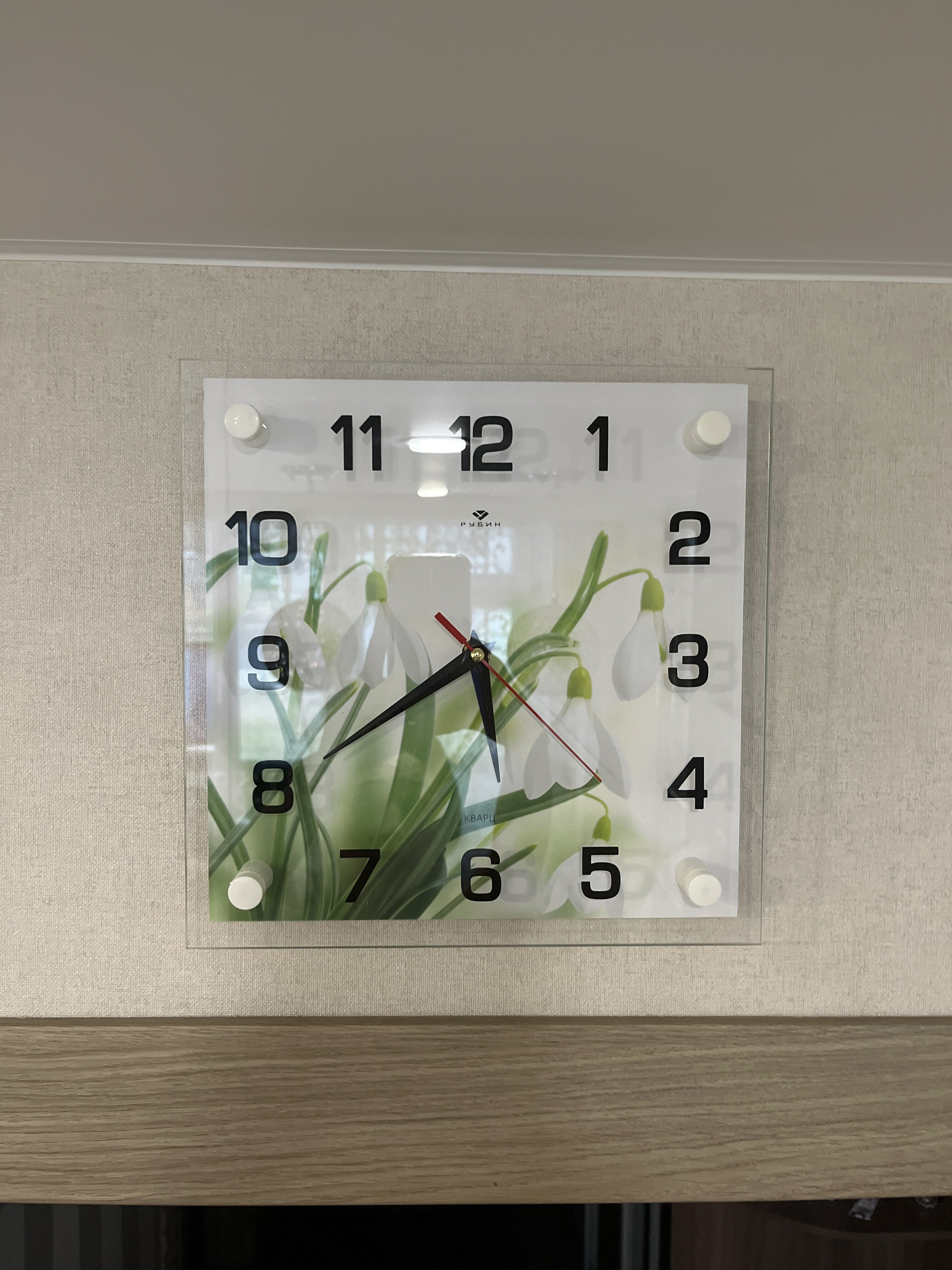 Фотография покупателя товара Часы настенные: Цветы, "Подснежники", бесшумные, 25 х 25 см