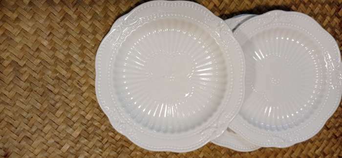Фотография покупателя товара Тарелка фарфоровая пирожковая Magistro «Этюд», d=15 см, цвет белый - Фото 5