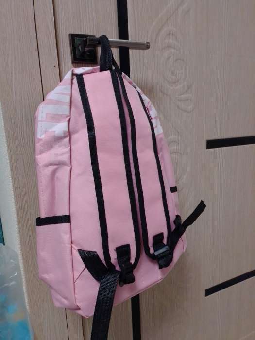 Фотография покупателя товара Рюкзак, отдел на молнии, наружный карман, 2 боковых кармана, цвет розовый - Фото 2