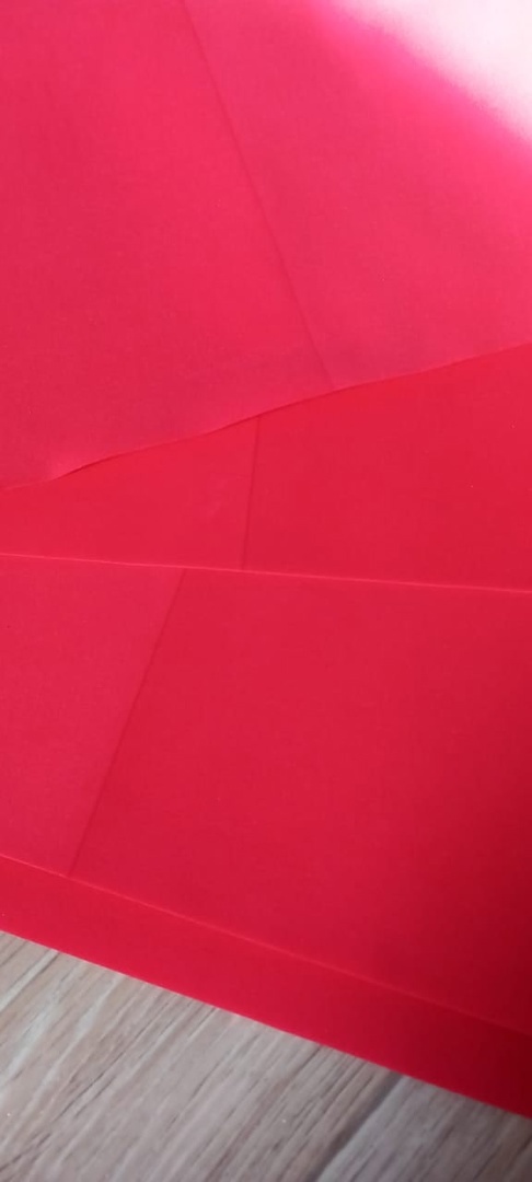 Фотография покупателя товара Фоамиран, красный, 1 мм, 60 х 70 см - Фото 3
