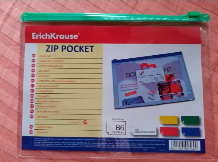 Фотография покупателя товара Папка-конверт на ZIP-молнии В6 140 мкм, ErichKrause PVC Zip Pocket, прозрачная микс, до 100 листов - Фото 2