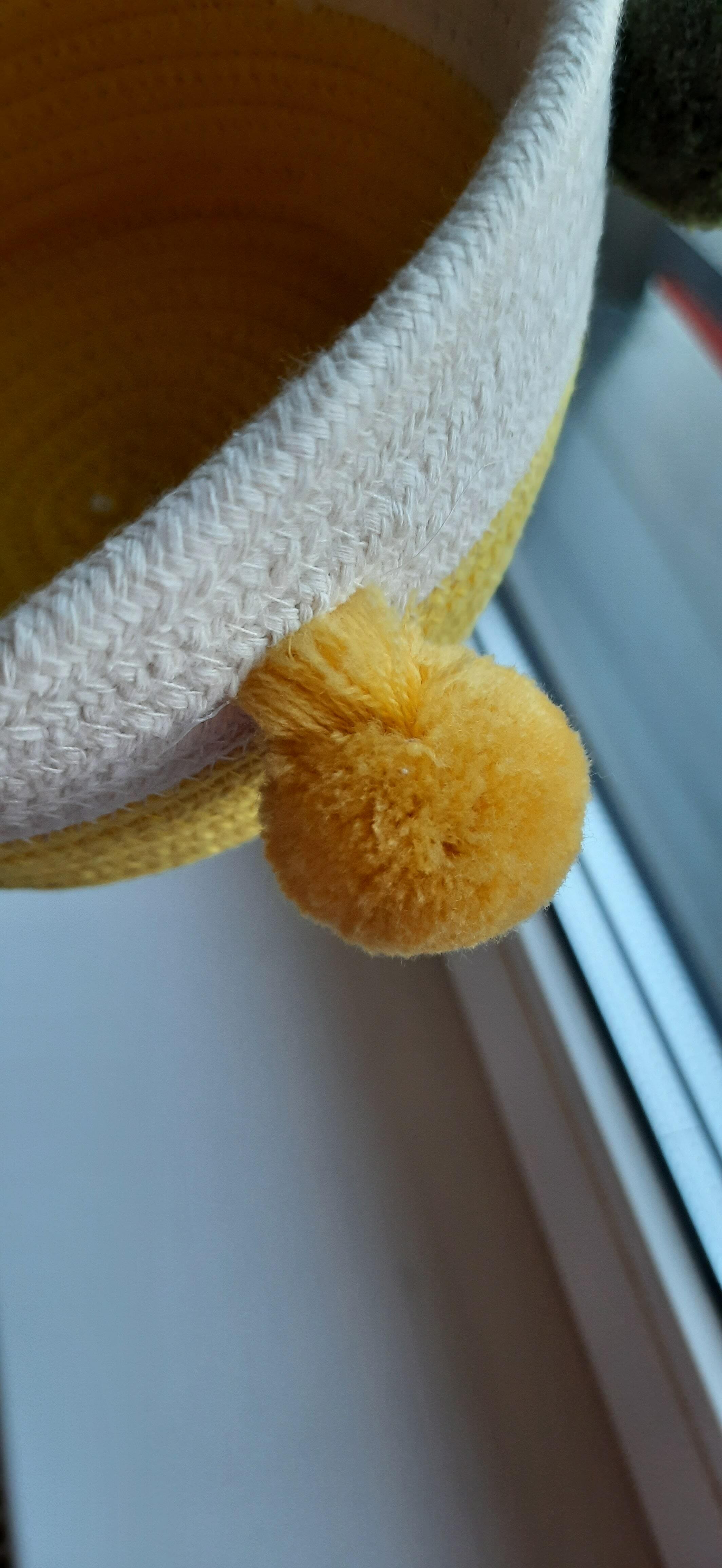 Фотография покупателя товара Корзина для хранения плетёная Доляна «Бин», 18×18×10 см, цвет жёлтый - Фото 4