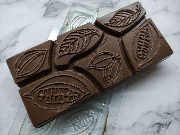 Фотография покупателя товара Форма для шоколада и конфет пластиковая «Какао дольки», 7×15×1 см, цвет прозрачный