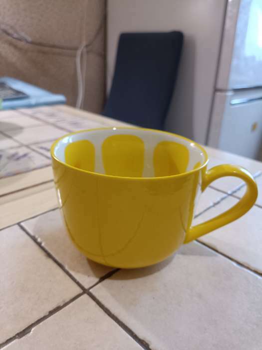 Фотография покупателя товара Кружка керамическая «Лимон», 420 мл, цвет жёлтый - Фото 1