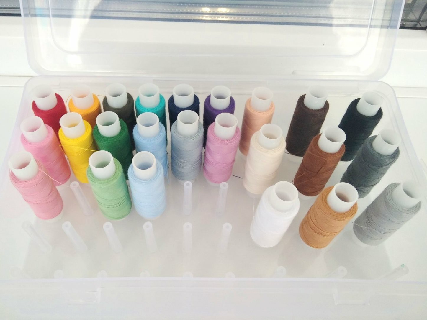 Фотография покупателя товара Набор ниток «Радуга», 40ЛШ, 150 м, 24 шт, цвет разноцветный