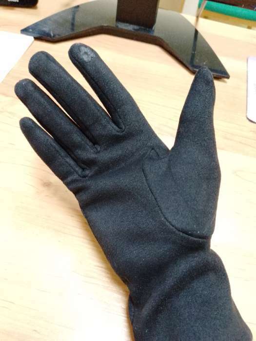 Фотография покупателя товара Перчатки женские, размер 6.5, без утеплителя, цвет чёрный - Фото 6