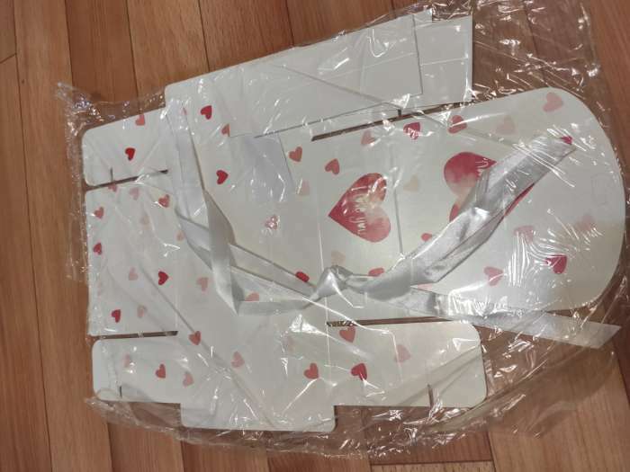 Фотография покупателя товара Подарочная коробка сборная с окном I LOVE YOU, 11.5×11.5×5 см - Фото 3