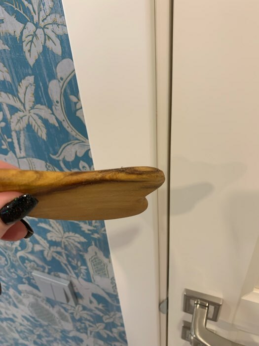 Фотография покупателя товара Пластина -скребок для массажа Гуаша «дельфин», 10х5см, карагач - Фото 4