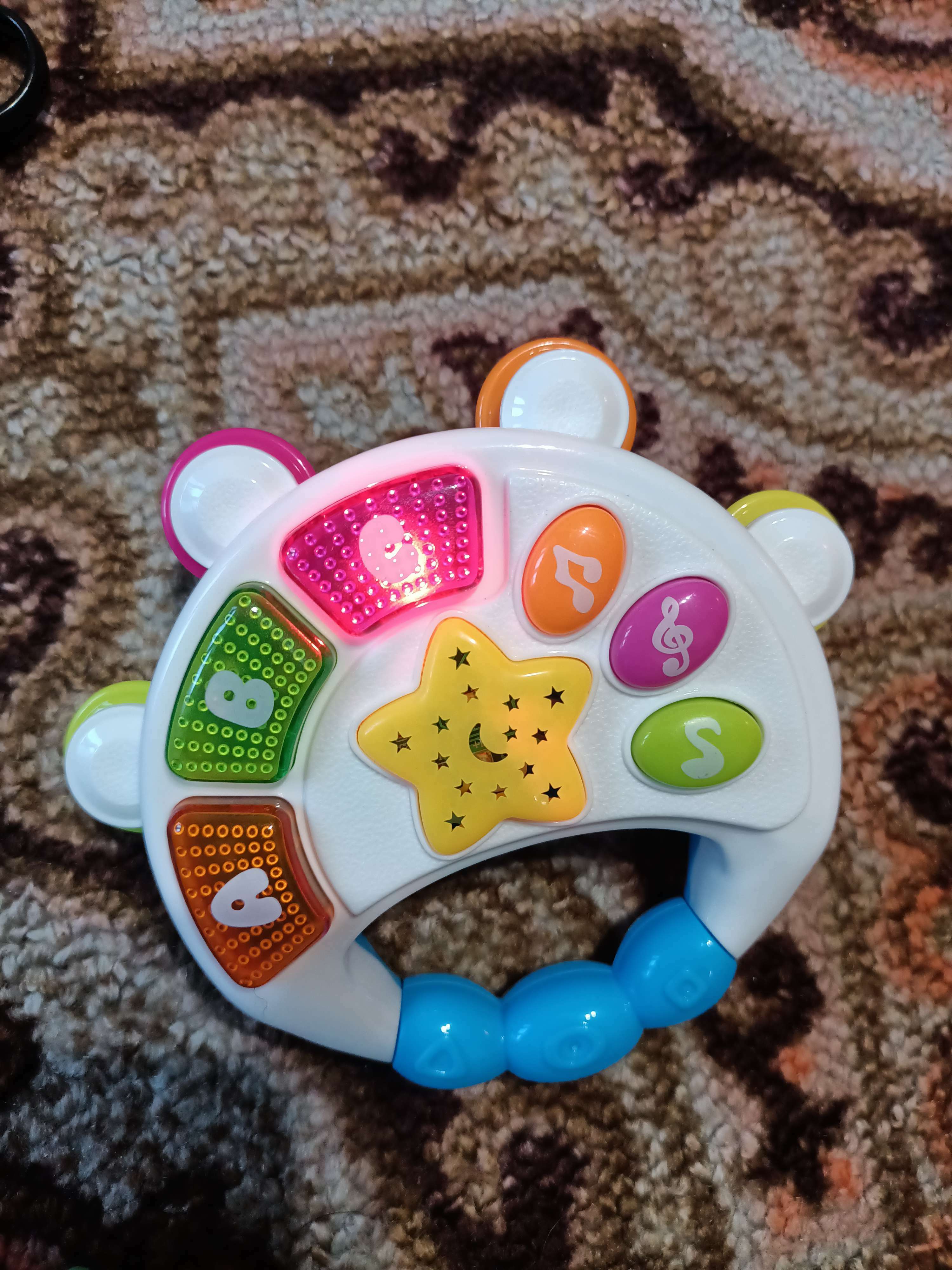 Фотография покупателя товара Музыкальная игрушка «Бубен», световые и звуковые эффекты, цвет МИКС - Фото 2