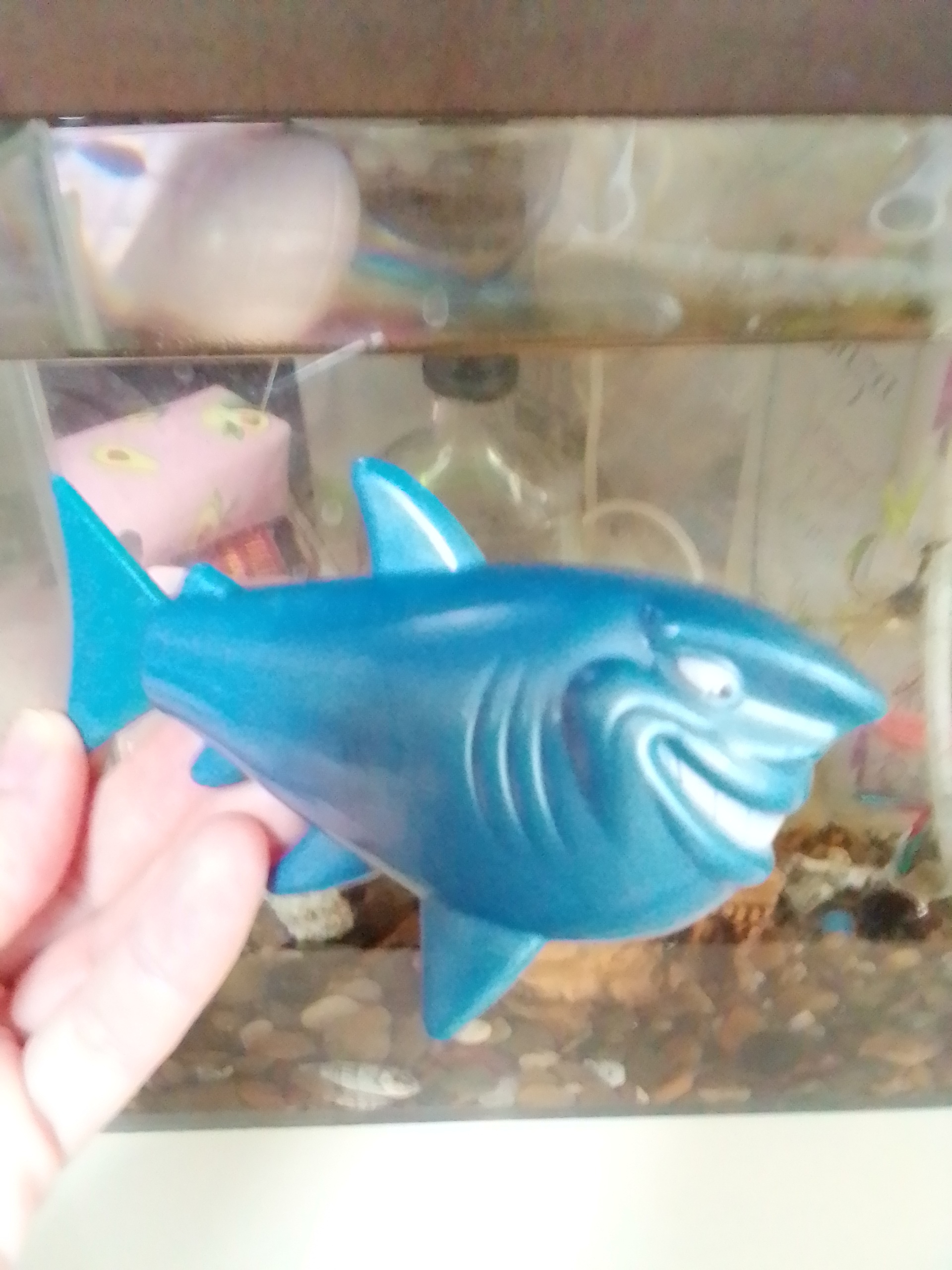 Фотография покупателя товара Водоплавающая игрушка «Акула», заводная - Фото 3