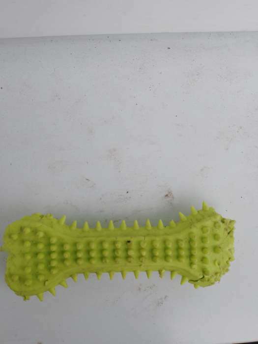Фотография покупателя товара Игрушка жевательная литая "Кость с шипами", 15 х 6 х 2,5 см, салатовая