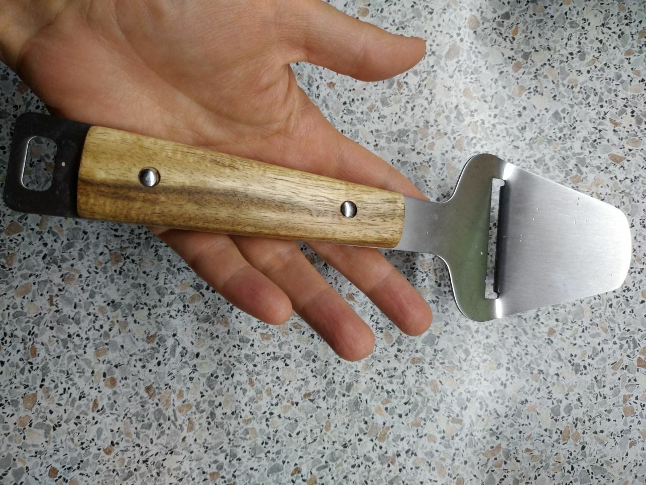 Фотография покупателя товара Нож для сыра Доляна «Дровосек», нержавеющая сталь, цвет серебряный - Фото 3
