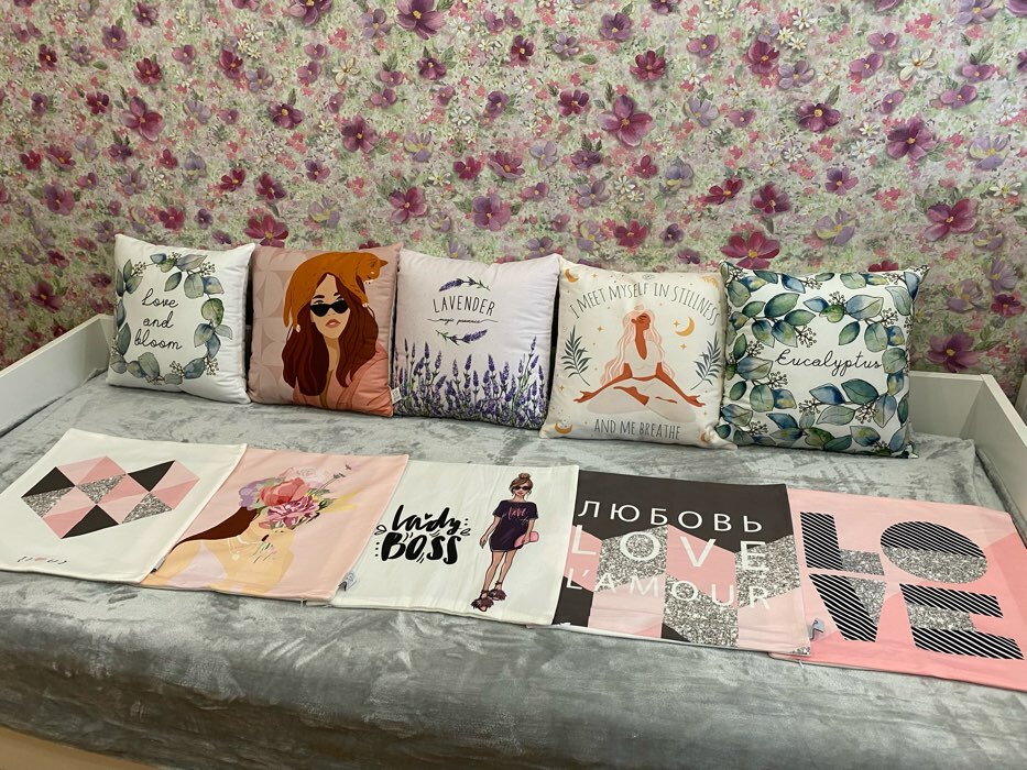 Фотография покупателя товара Наволочка декоративная Этель «Любовь» 40х40 см, велюр, 100% п/э - Фото 2