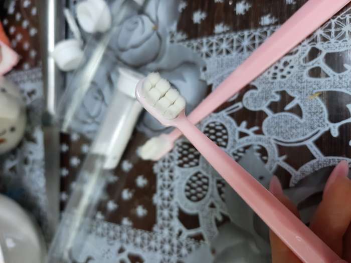 Фотография покупателя товара Зубная щётка, детская, 2-9 лет, 10 000 щетинок, 8 зон, ультрамягкая, красная