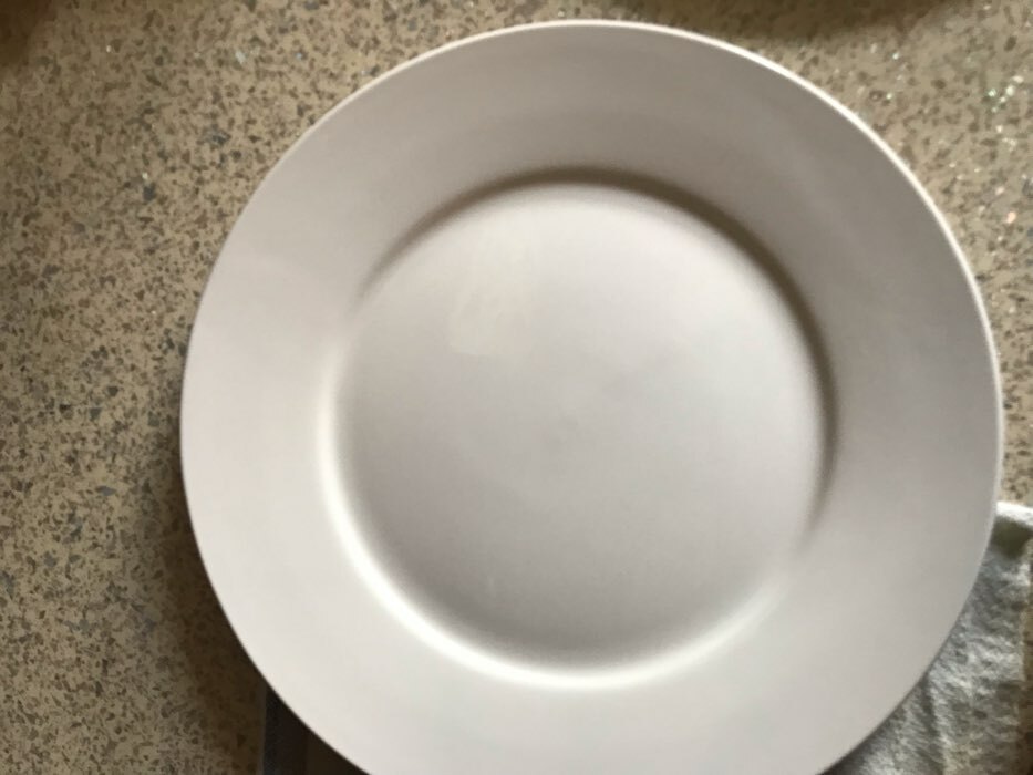 Фотография покупателя товара Тарелка фарфоровая обеденная с утолщённым краем Доляна White Label, d=25 см, цвет белый - Фото 6