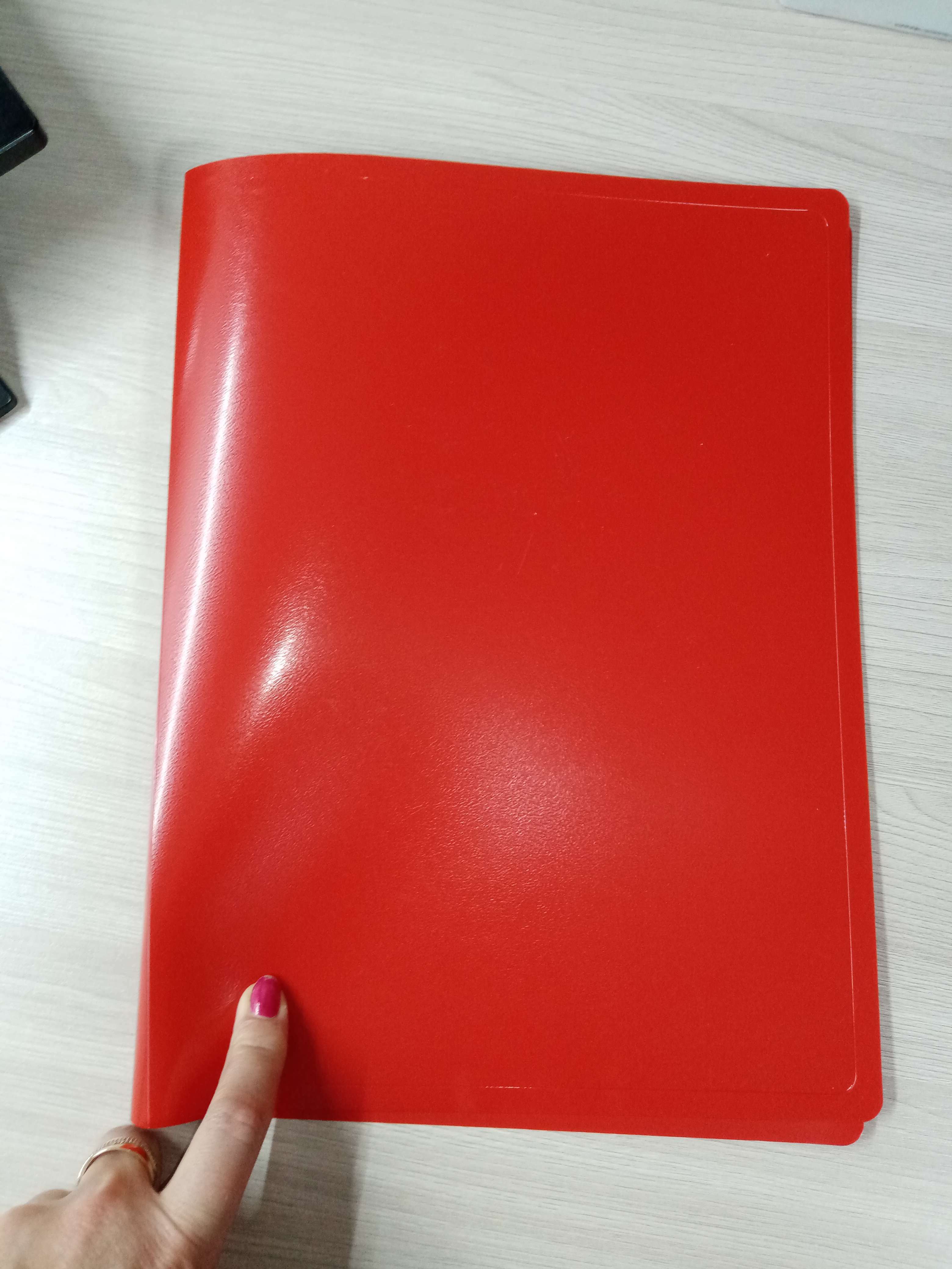 Фотография покупателя товара Папка с зажимом А4, 500 мкм, корешок 15 мм, Calligrata, до 100 листов, красная
