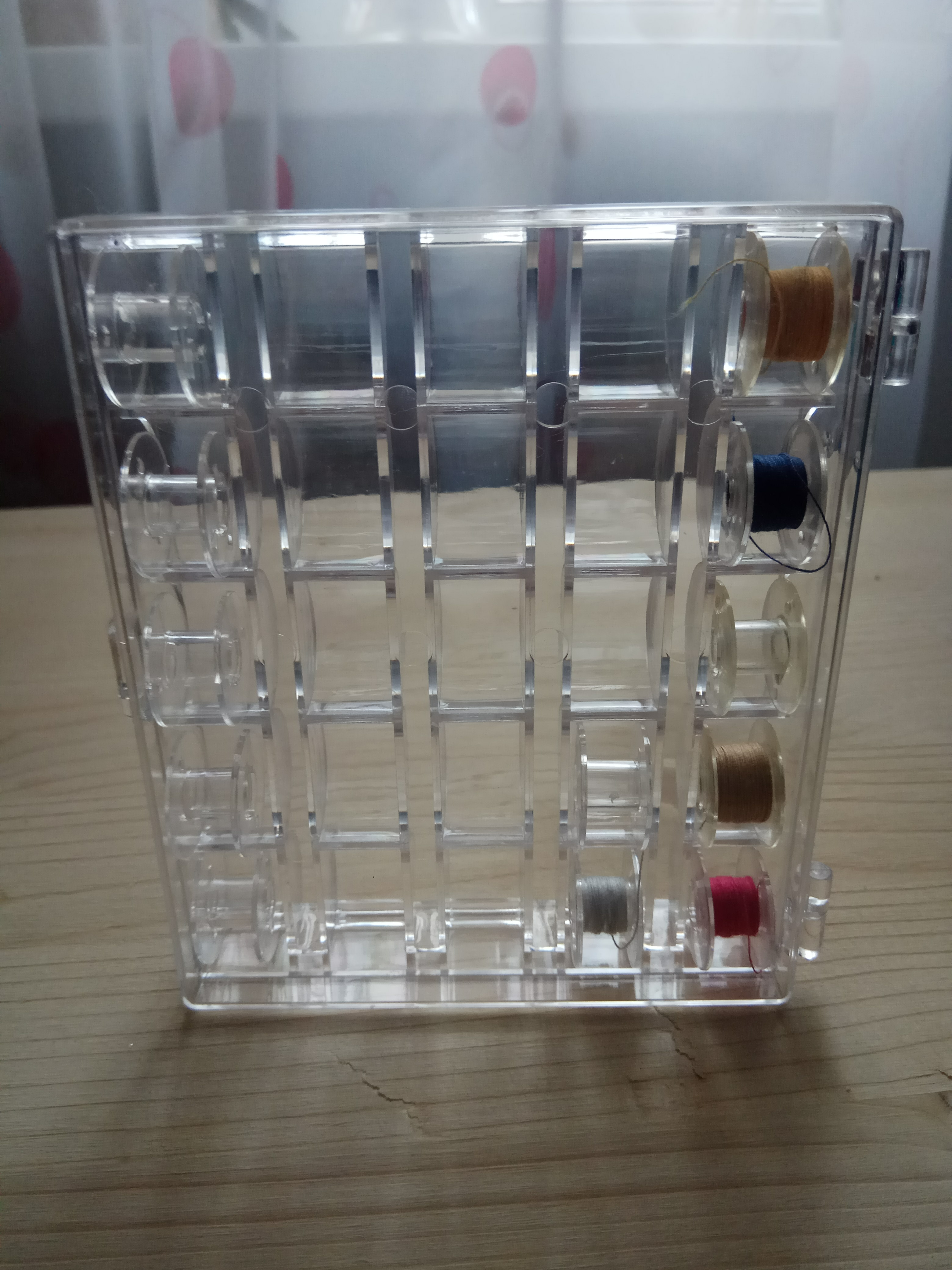 Фотография покупателя товара Органайзер для ниток, на 25 шпулек, 12,3 × 10 × 2,5 см, цвет прозрачный - Фото 37