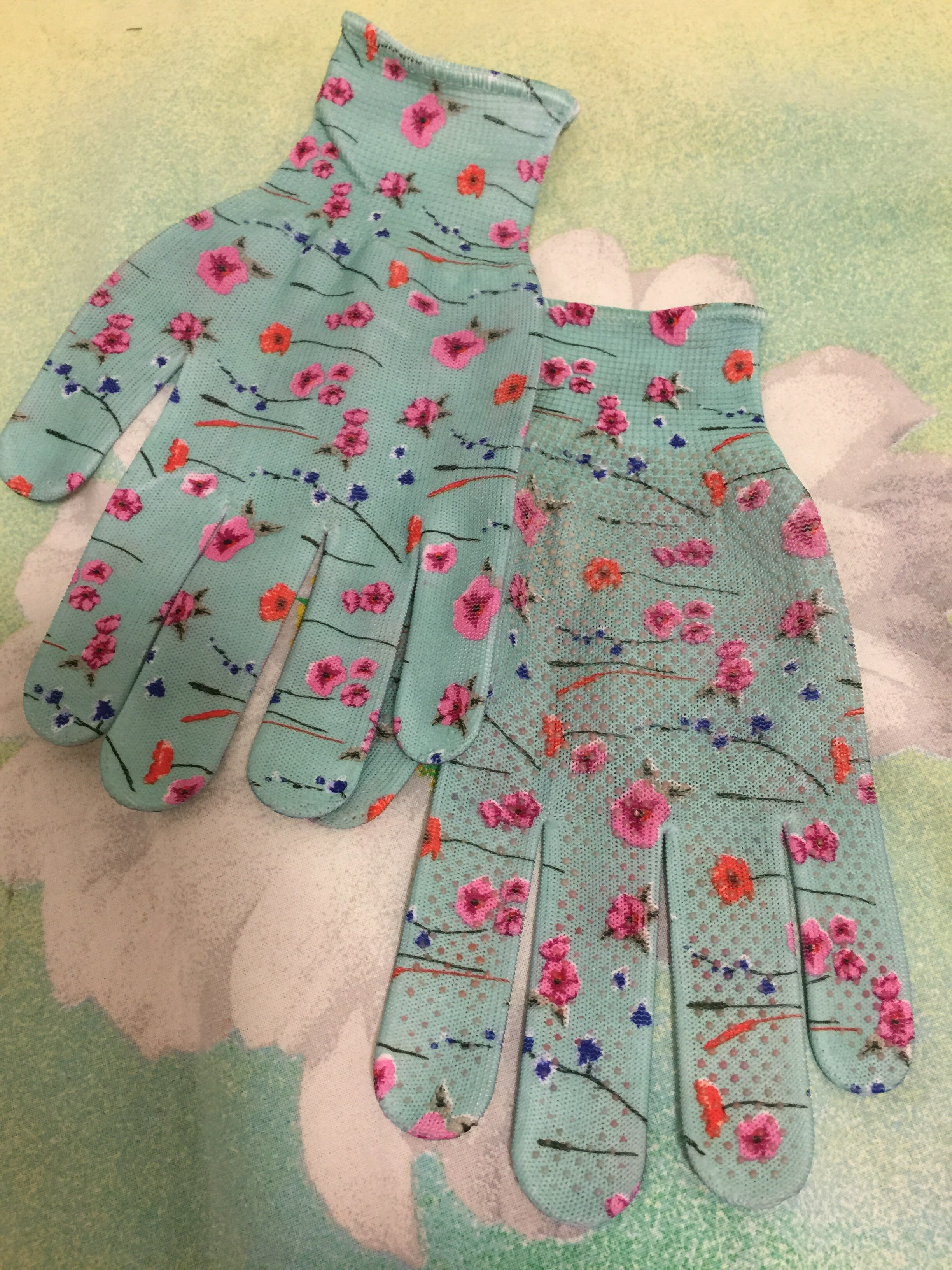 Фотография покупателя товара Перчатки нейлоновые, с ПВХ точками, размер 8, МИКС, «Цветы»