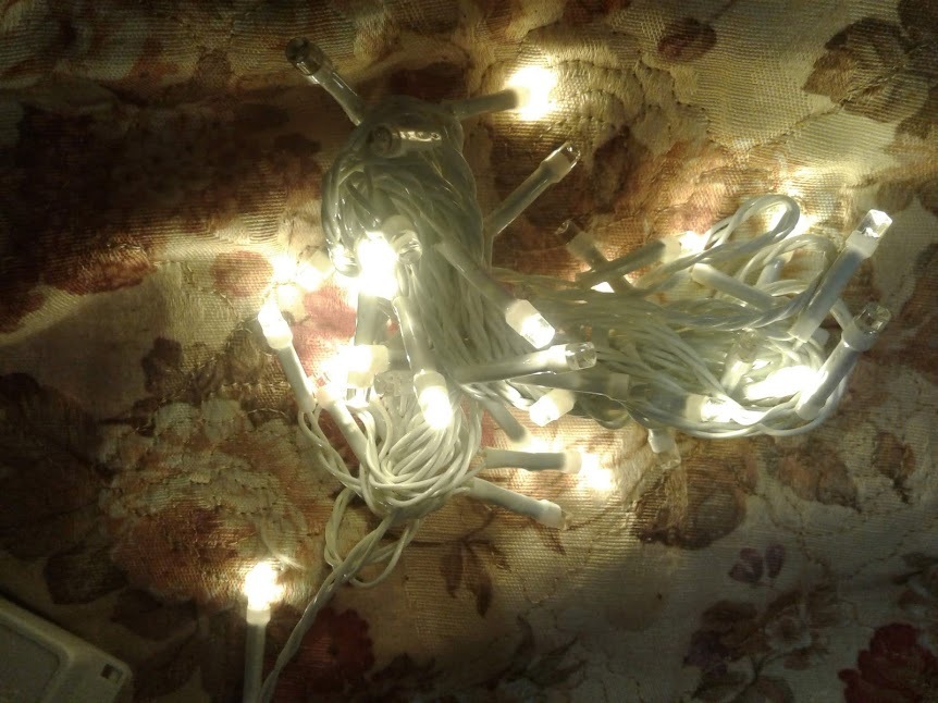 Фотография покупателя товара Гирлянда «Нить» 10 м, IP20, белая нить, 100 LED, свечение белое, 8 режимов, 220 В - Фото 295