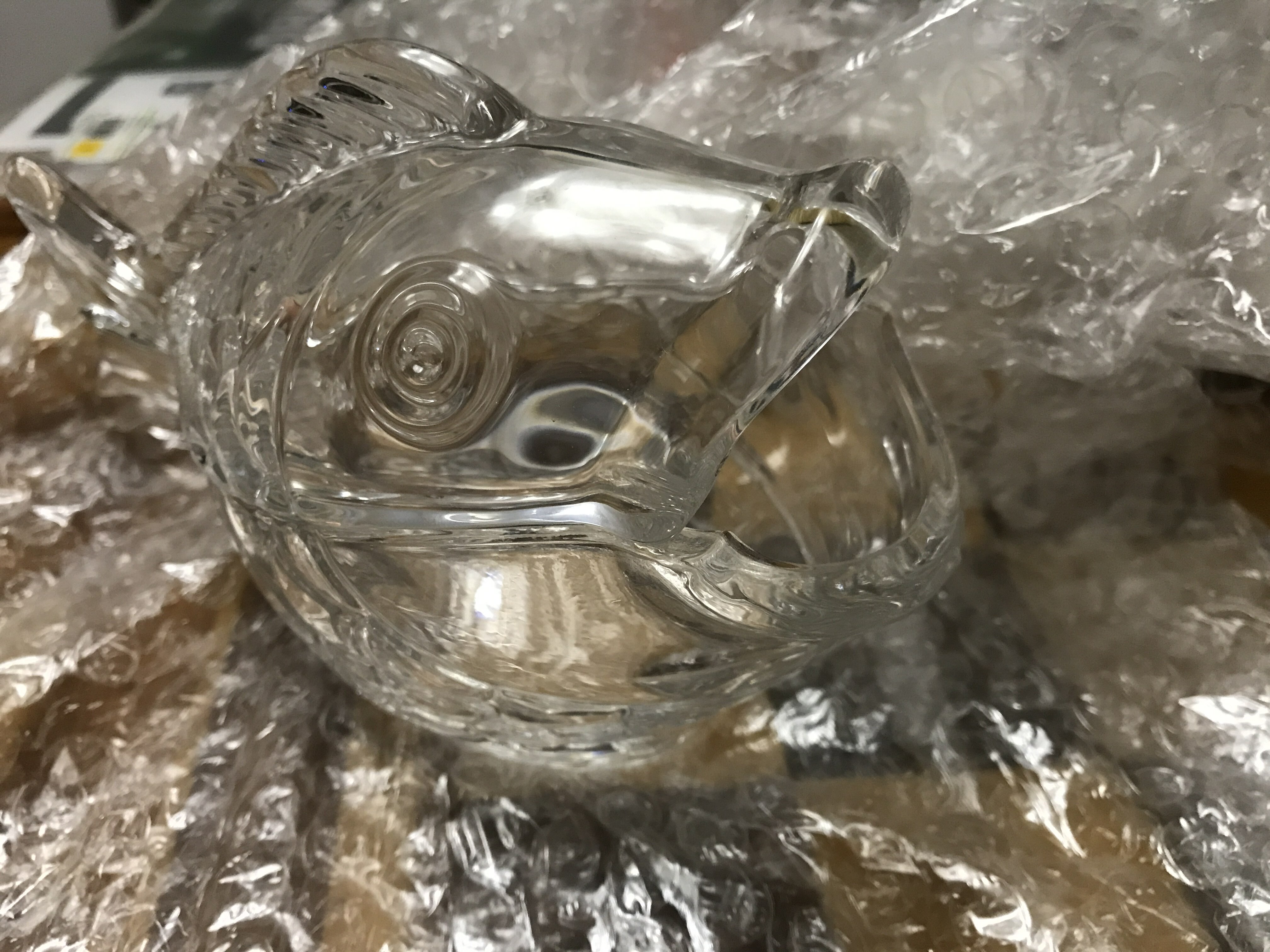 Фотография покупателя товара Конфетница стеклянная «Рыба», 100 мл, 16,5×7,6×10 см - Фото 3