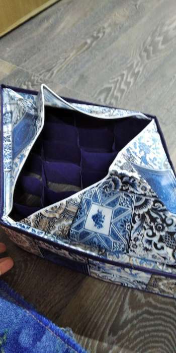 Фотография покупателя товара Органайзер для хранения белья Доляна «Мозаика», 8 ячеек, 28×14×10 см, цвет синий - Фото 2