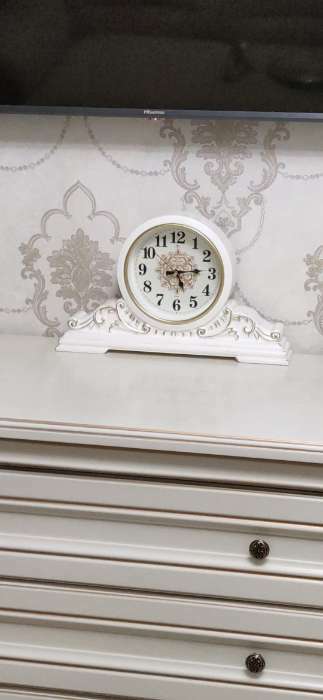 Фотография покупателя товара Часы настольные "Вита", бесшумные, 43 х 25 см, корпус белый с золотом - Фото 2