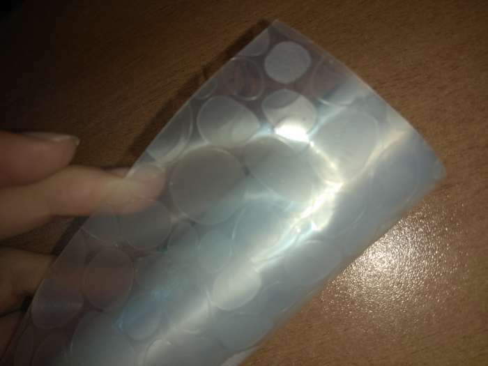 Фотография покупателя товара Коврик противоскользящий Доляна «Пузыри», 30×90 см, цвет прозрачный - Фото 4